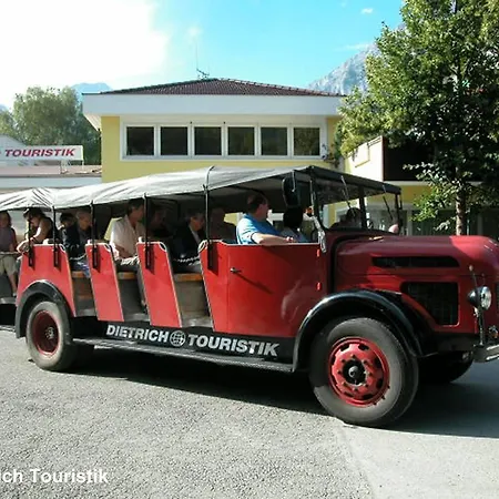 公寓 豪斯特尔纳酒店